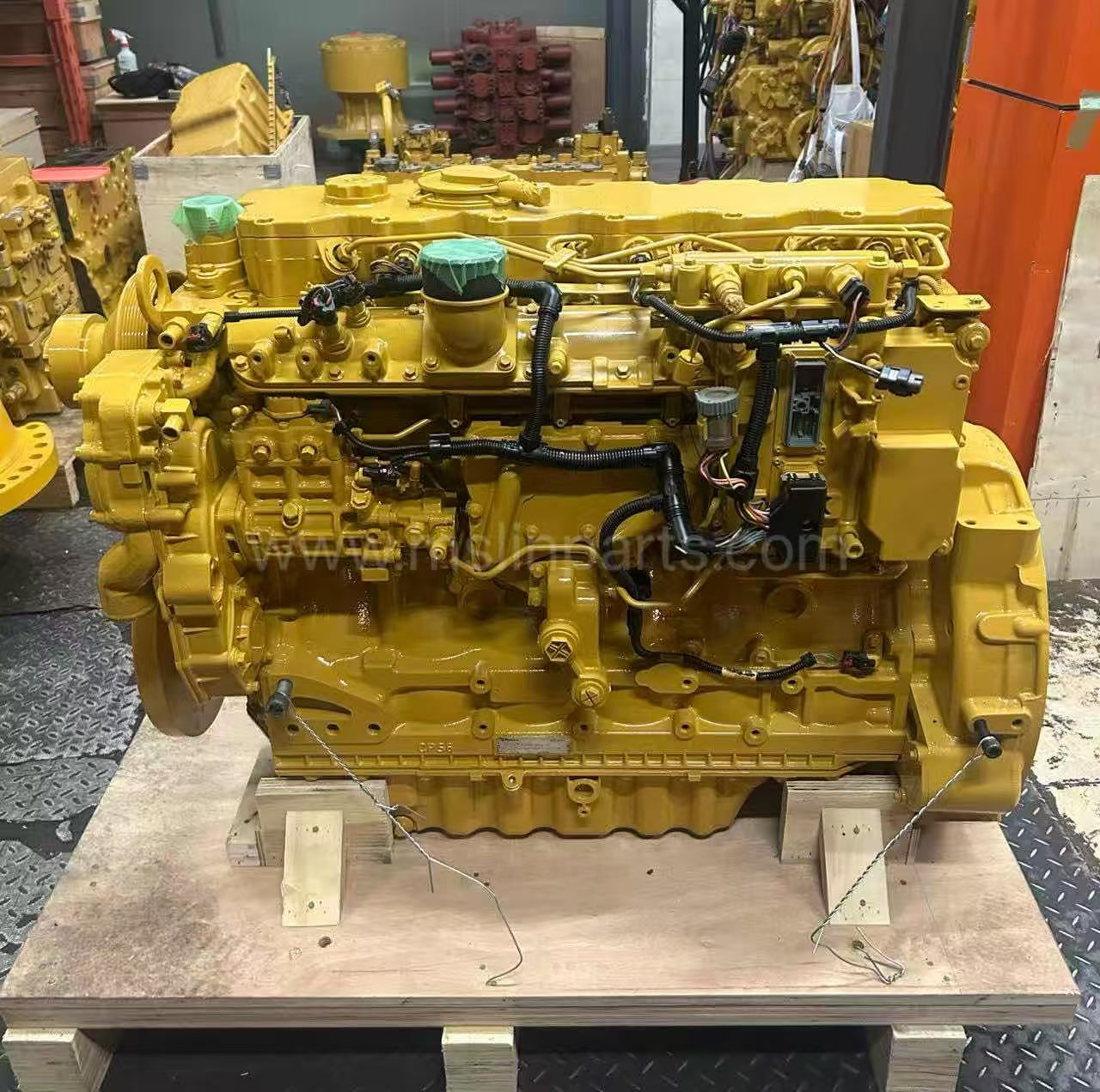 C6.6 diesel engine assembly compatible with Caterpillar D5R 3629392