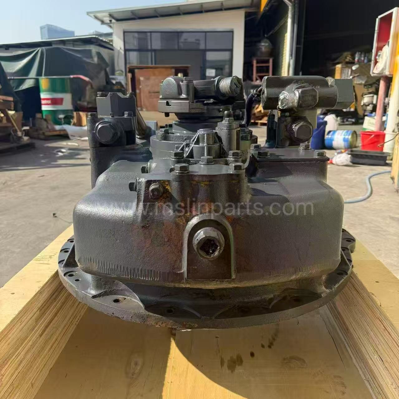 Torque converter assembly compatible with Komatsu D155 dozer